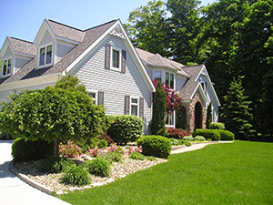 Landscapers and Lawncare Services in Uhrichsville, OH